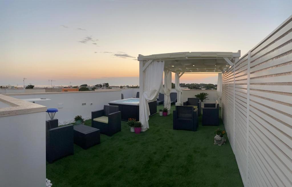B&B Punta Stilo Torre San Giovanni Exterior foto